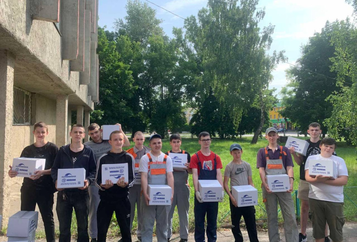 Подарунки для здобувачів освіти